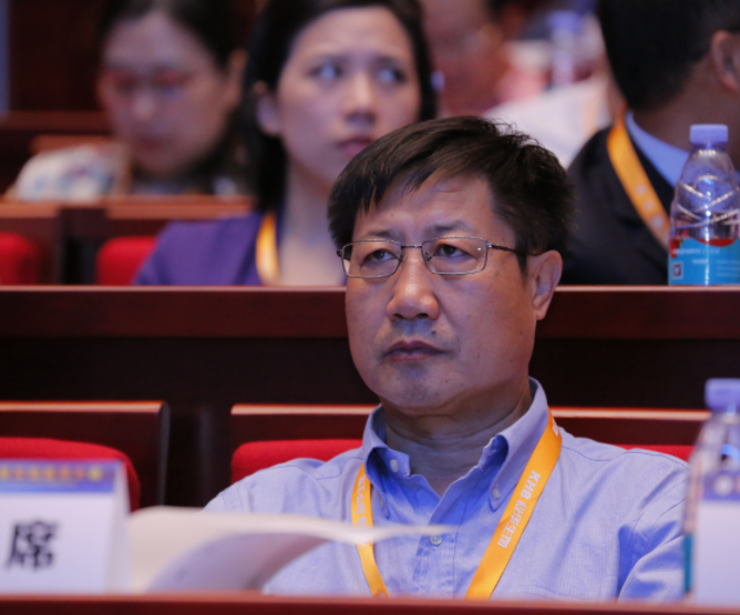 嘉宾3.png 嘉宾3.png